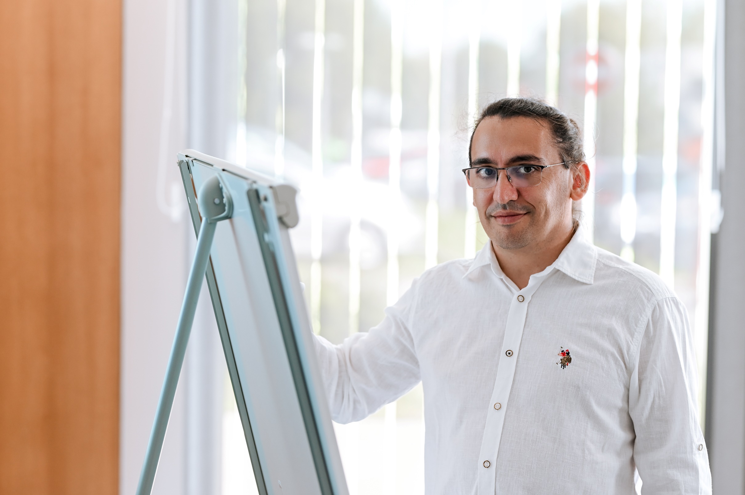 Poluindividualne online instrukcije iz kemije za studente i učenike srednjih i osnovnih škola